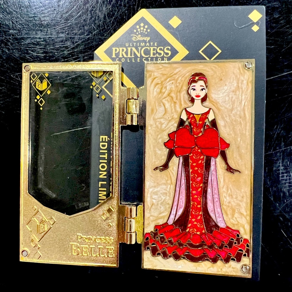 💥 Disney Designer Limited Edition Belle from Beauty and the Beast Pin